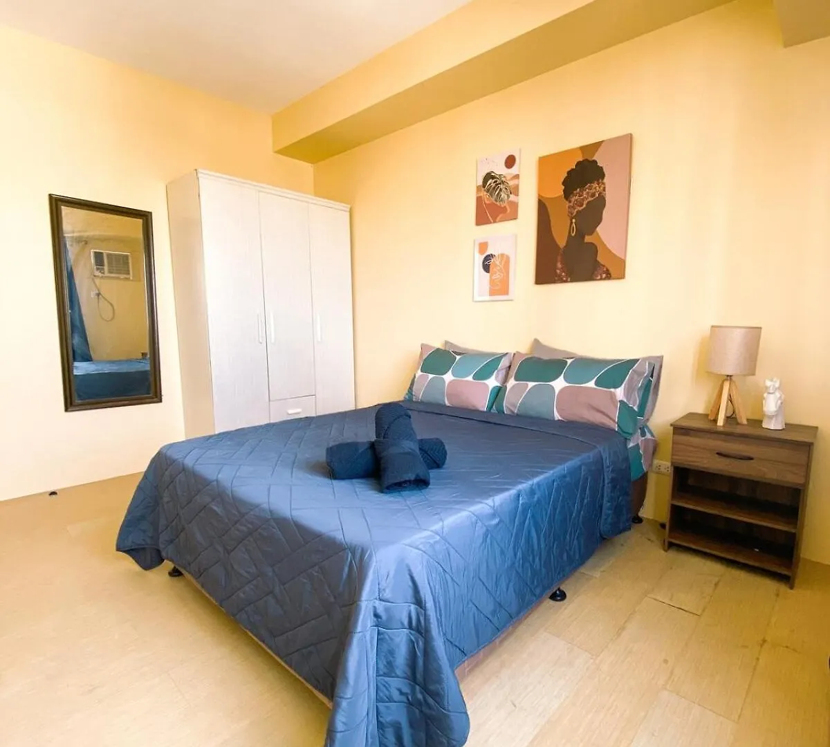 1Br Condo With Wifi Netflix And Pool Access Davao City